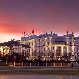 Grand Отель Римини