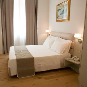 Boutique Enia 3*, Prato (Prato) Italia